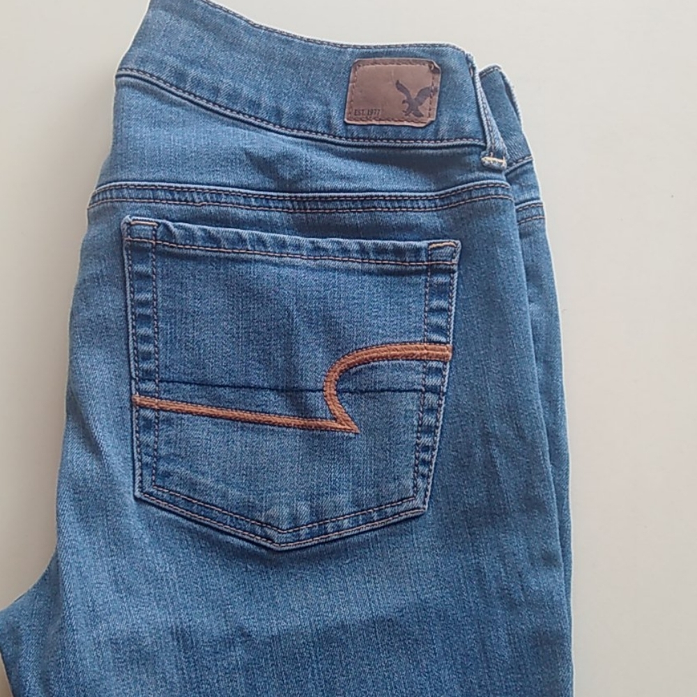 American Eagle Artist Jean